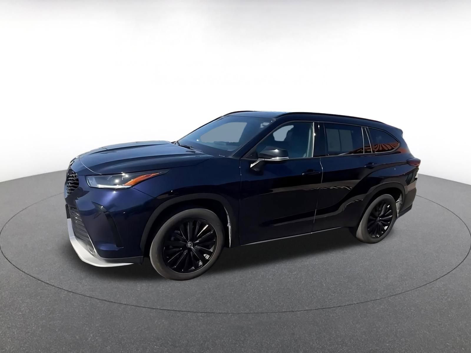 Thumbnail: 2025 Toyota Highlander - 8