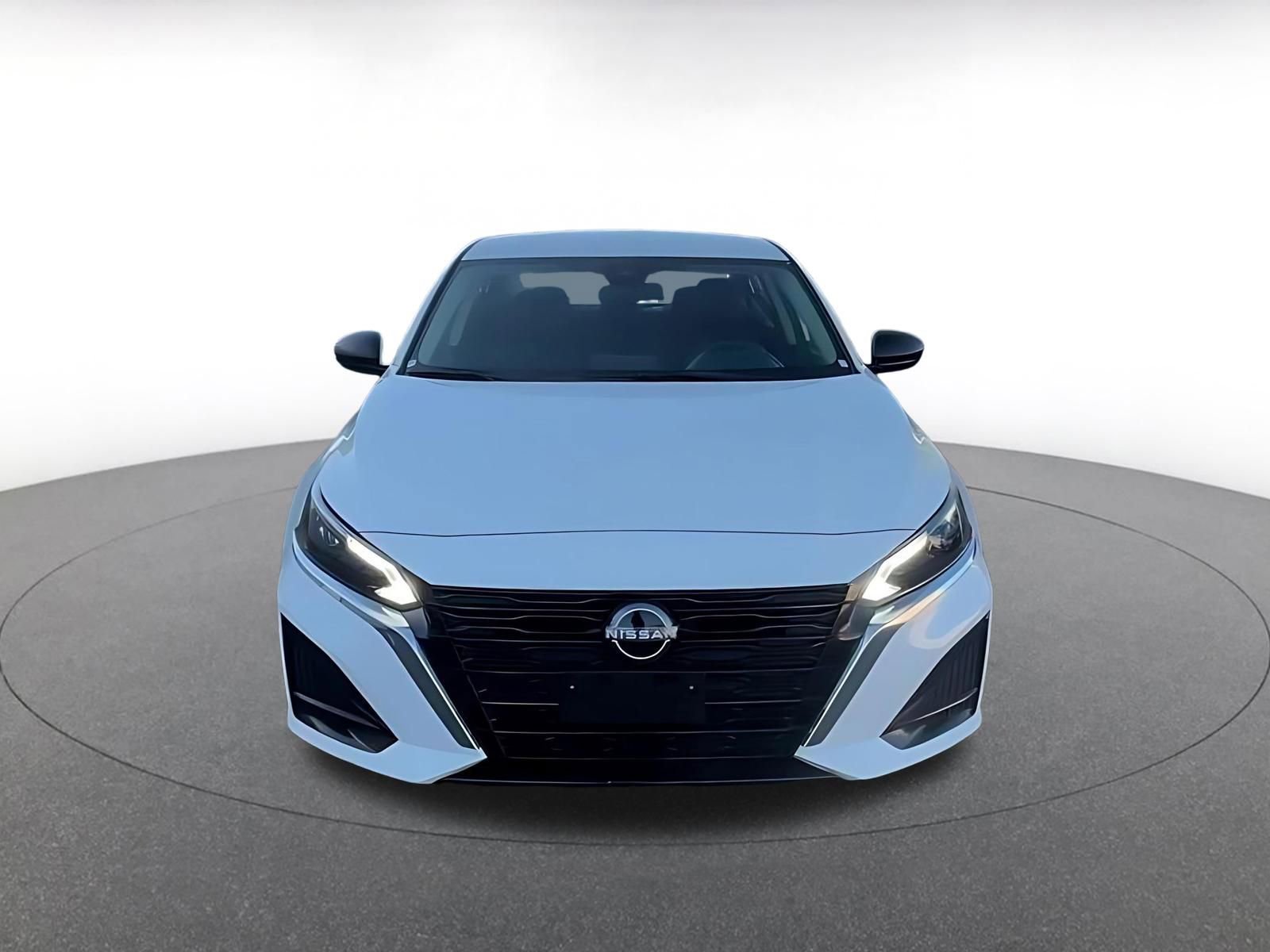 Thumbnail: 2025 Nissan Altima - 4