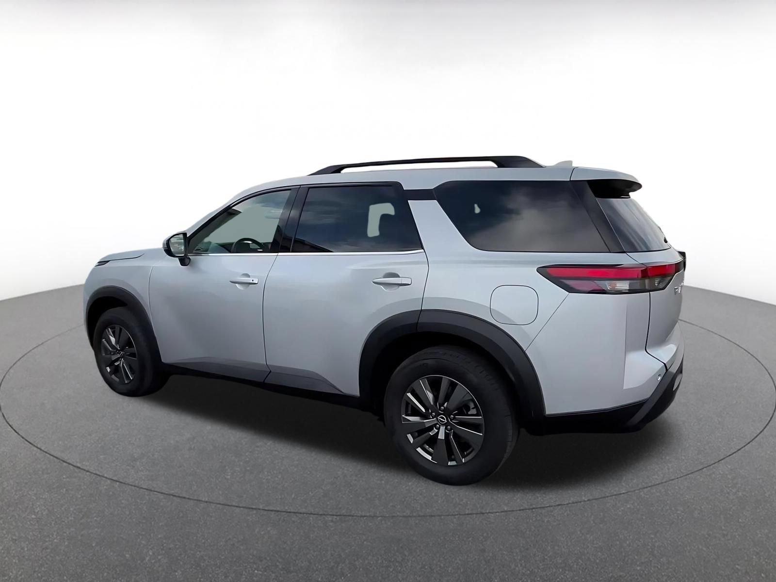 Thumbnail: 2025 Nissan Pathfinder - 10