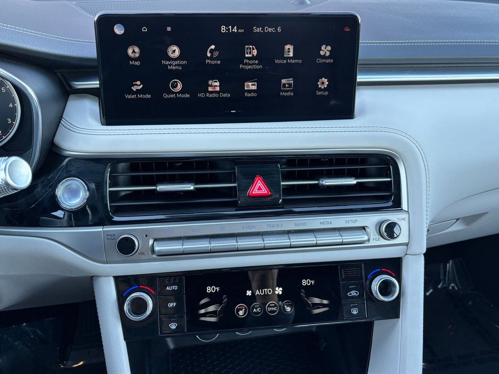 Thumbnail: 2025 Genesis G70 - 18