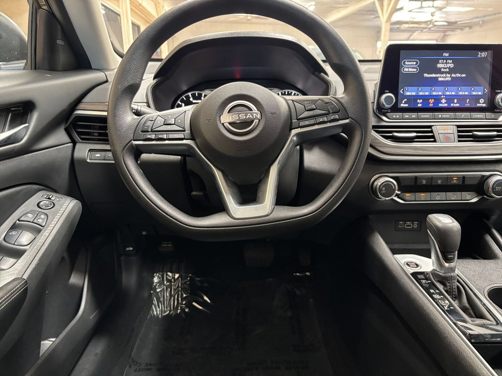 Thumbnail: 2025 Nissan Altima - 33
