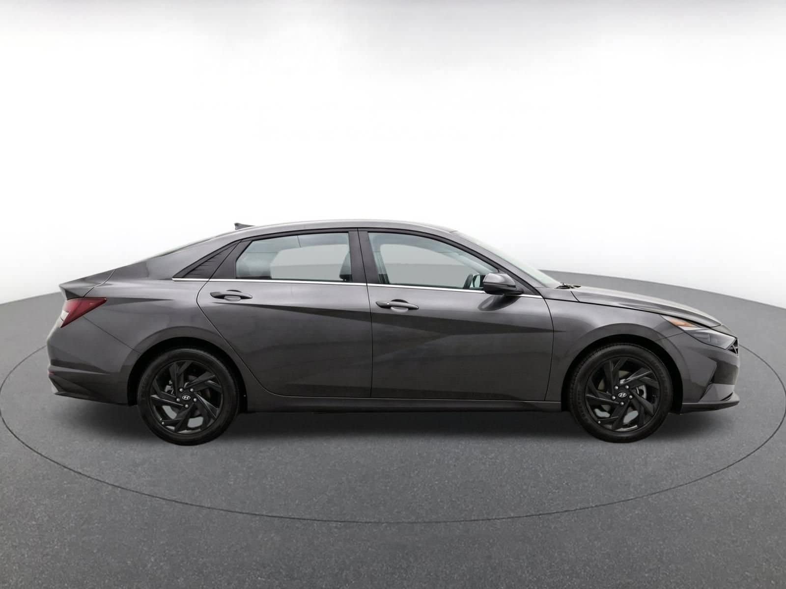 Thumbnail: 2026 Hyundai Elantra - 10