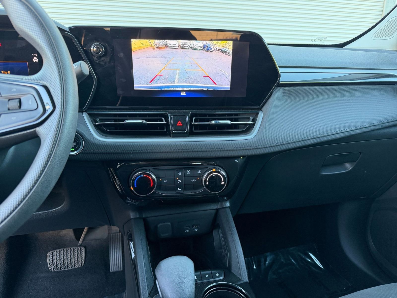 Thumbnail: 2025 Chevrolet TrailBlazer - 17