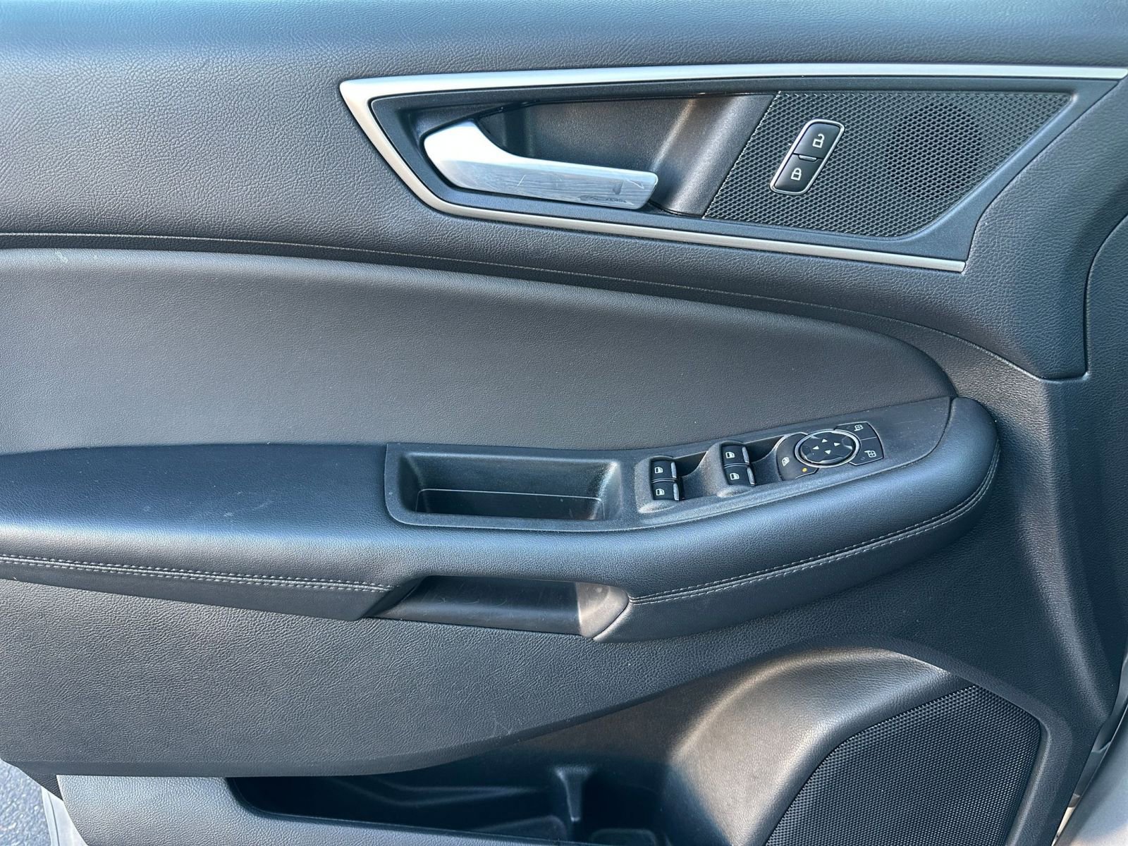 Thumbnail: 2024 Ford Edge - 20