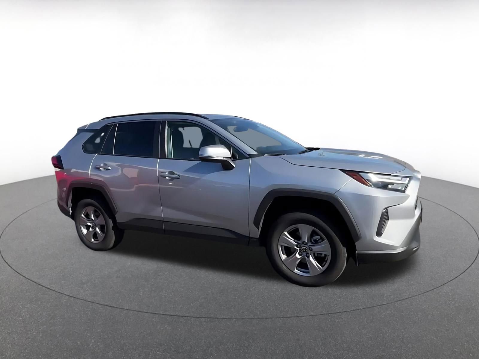 Thumbnail: 2025 Toyota RAV4 - 2
