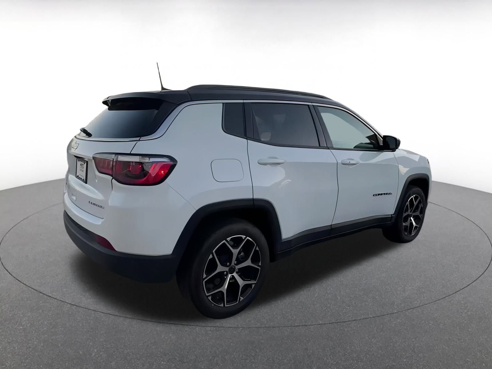 Thumbnail: 2025 Jeep Compass - 15