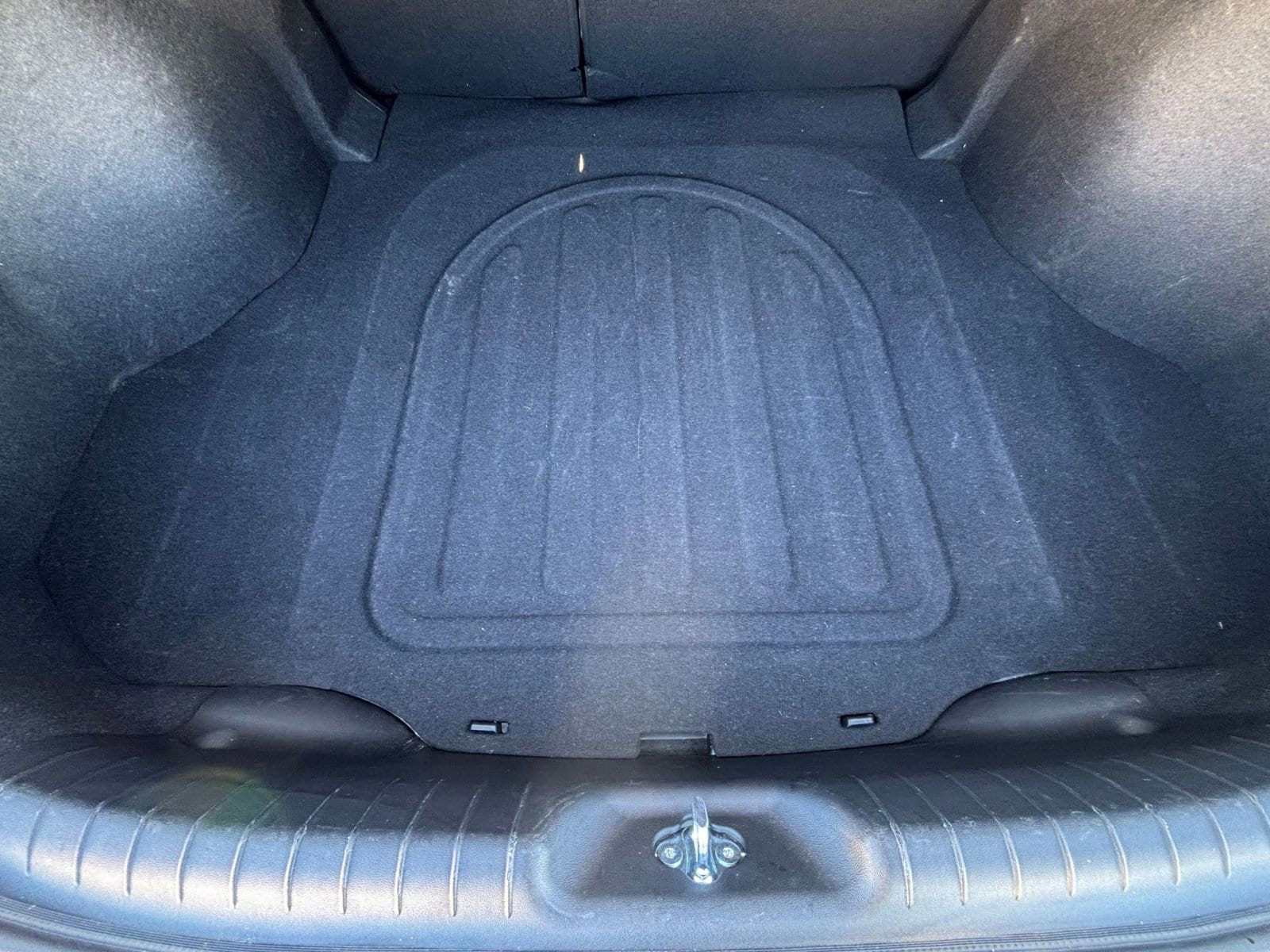 Thumbnail: 2025 Hyundai Elantra - 33