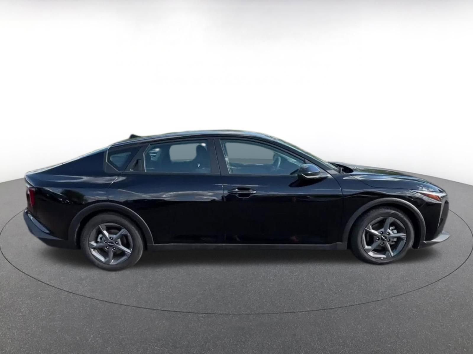 Thumbnail: 2025 Kia K4 - 16