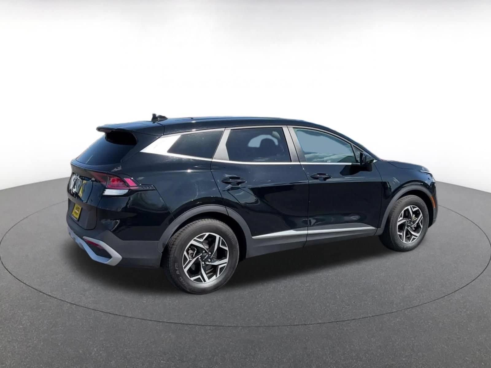 Thumbnail: 2025 Kia Sportage - 13