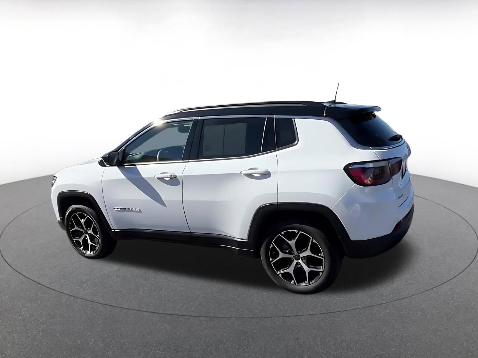 Thumbnail: 2025 Jeep Compass - 10