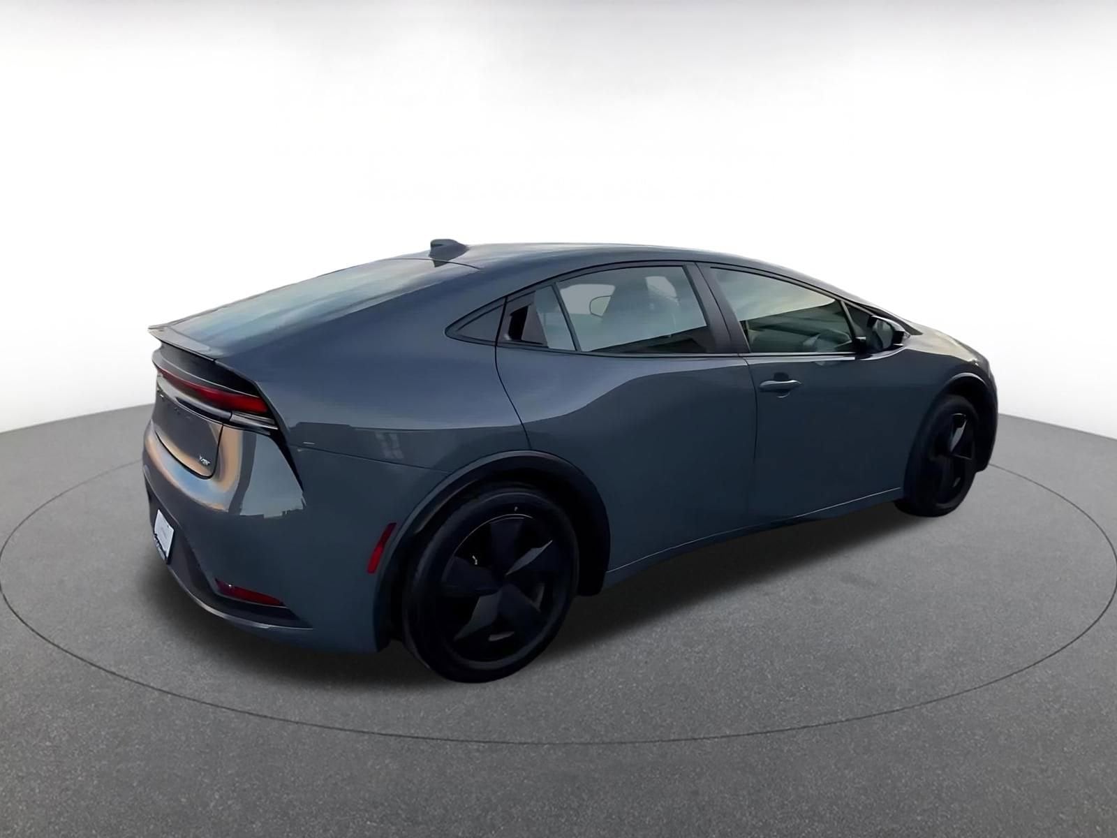 Thumbnail: 2025 Toyota Prius - 15