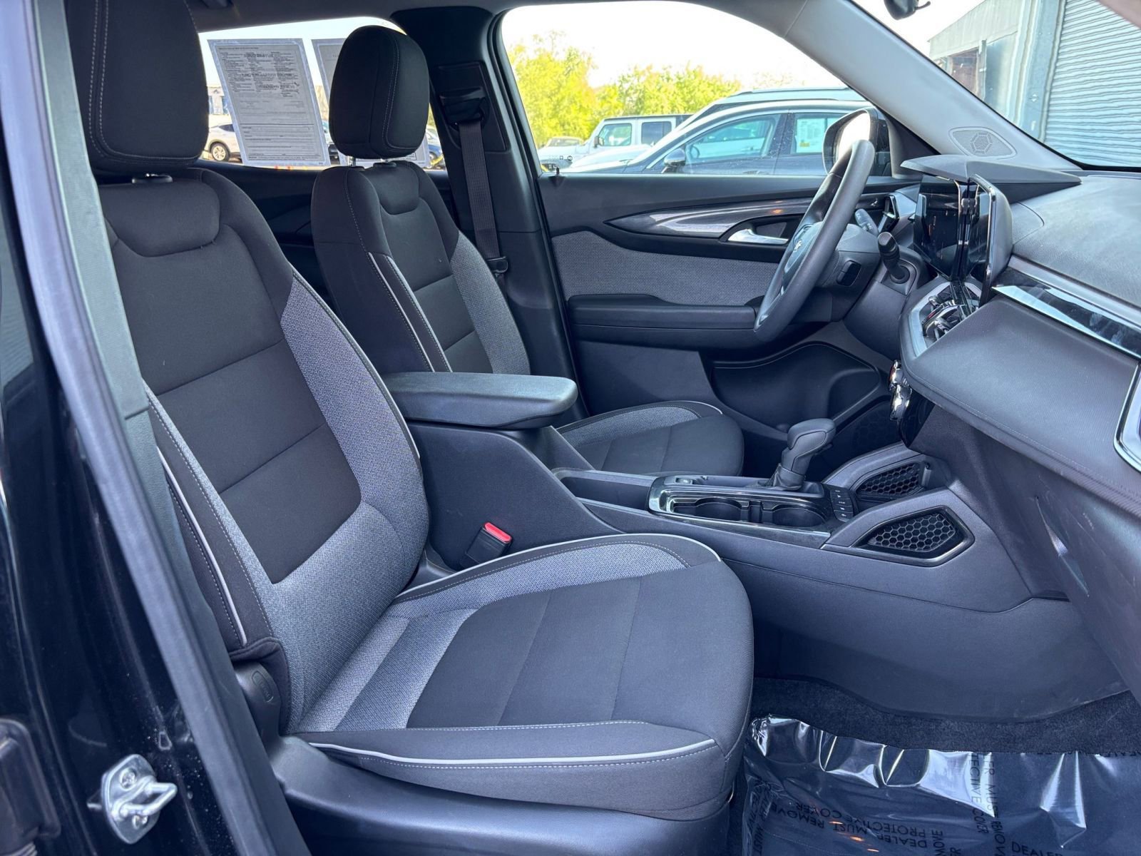 Thumbnail: 2025 Chevrolet TrailBlazer - 35