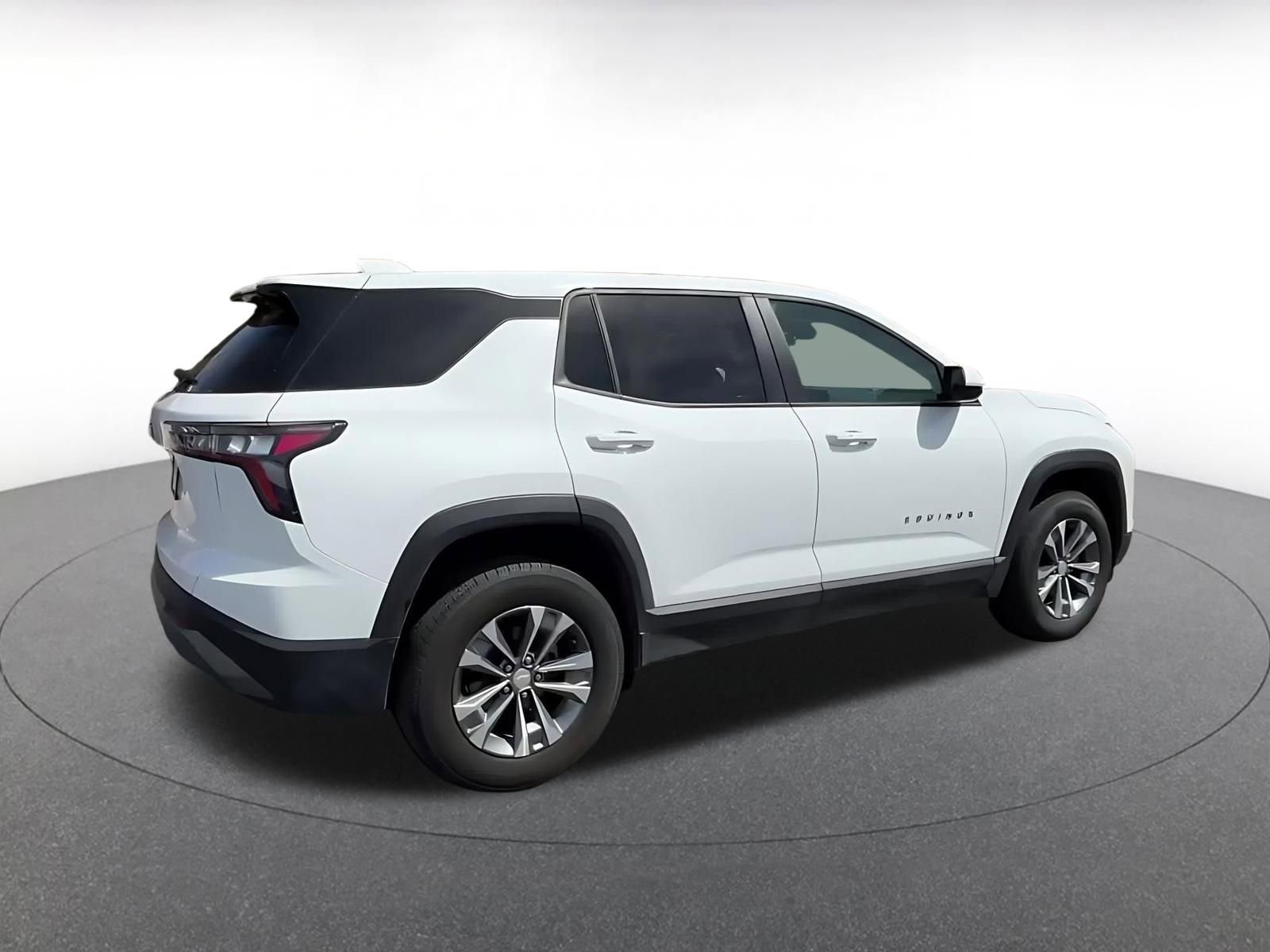Thumbnail: 2025 Chevrolet Equinox - 15