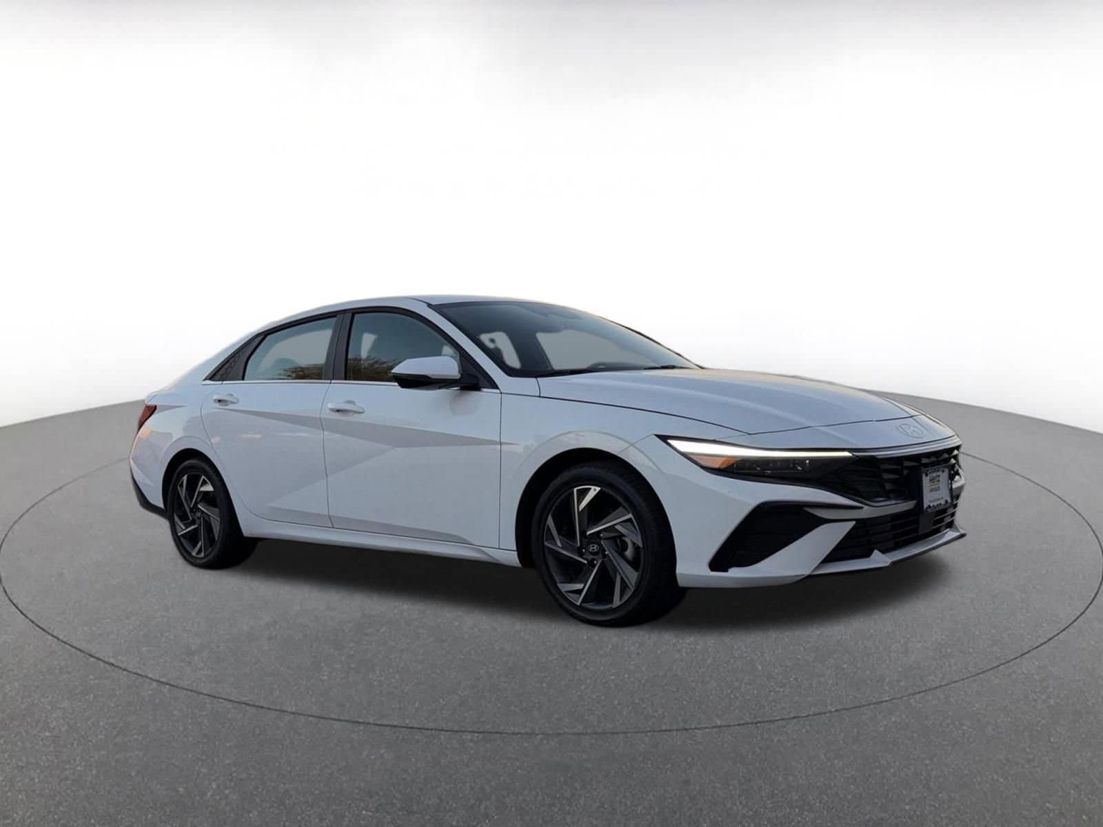 Thumbnail: 2025 Hyundai Elantra - 1