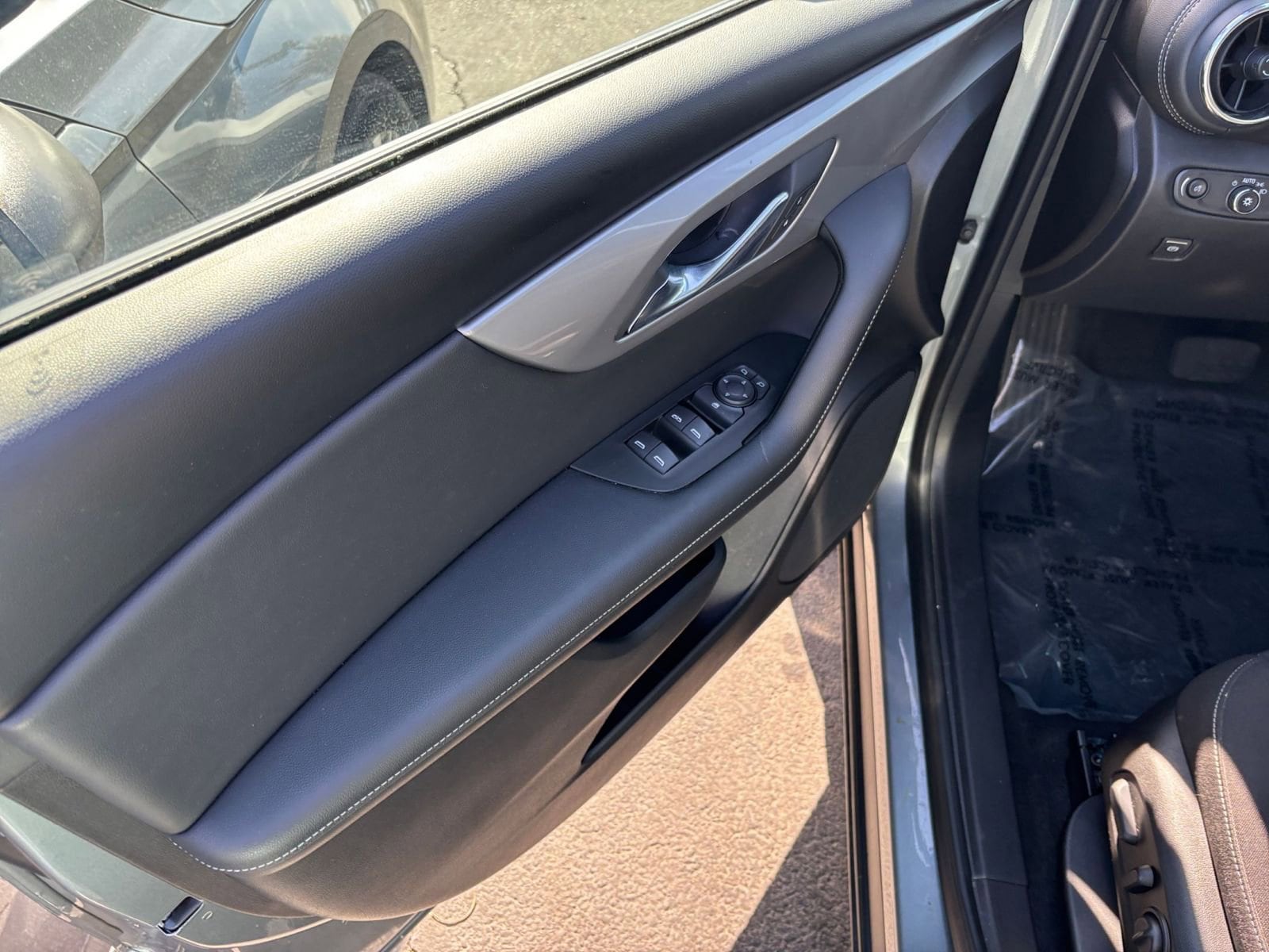 Thumbnail: 2025 Chevrolet Blazer - 18