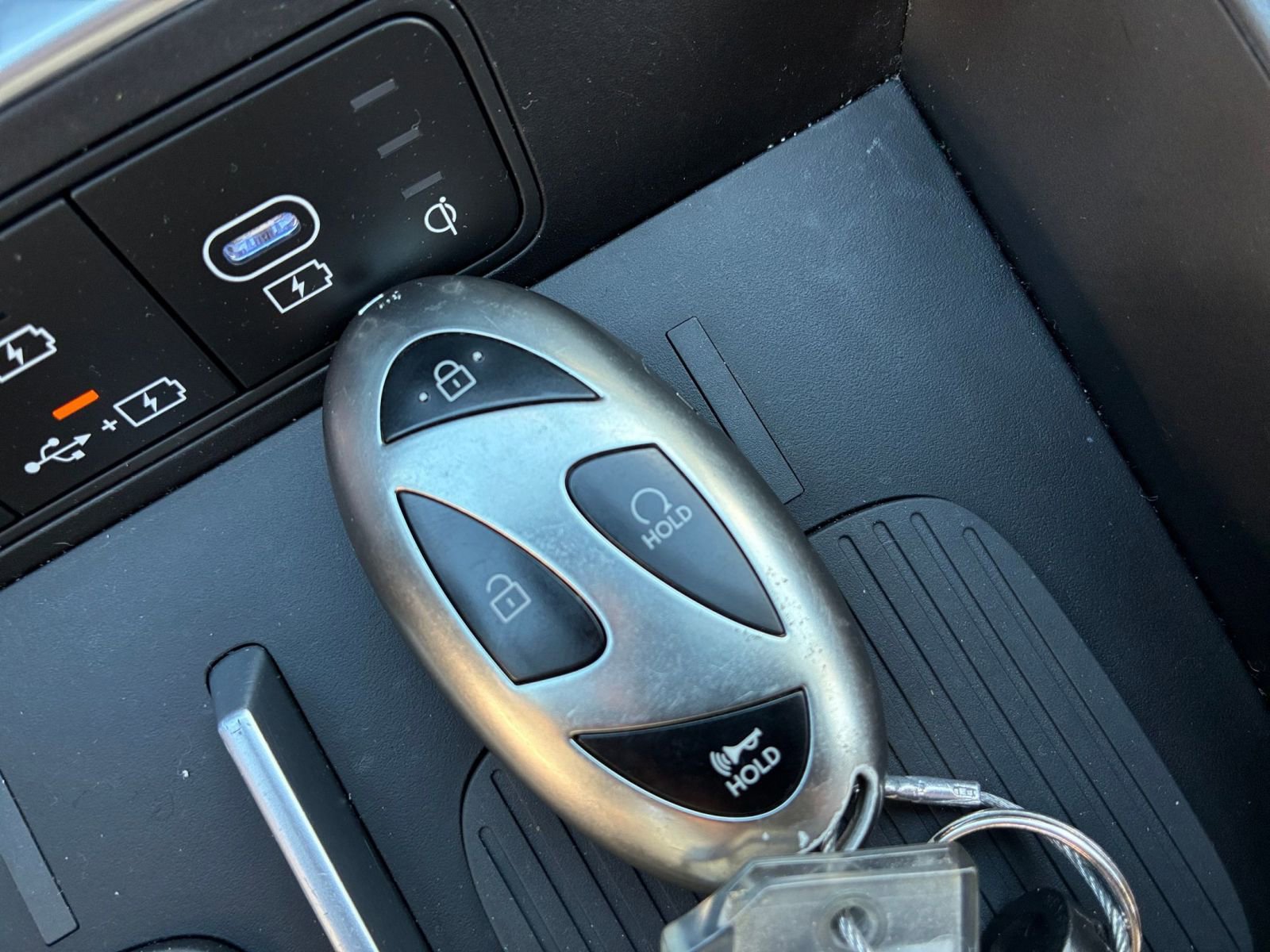 Thumbnail: 2025 Hyundai Santa Fe - 28