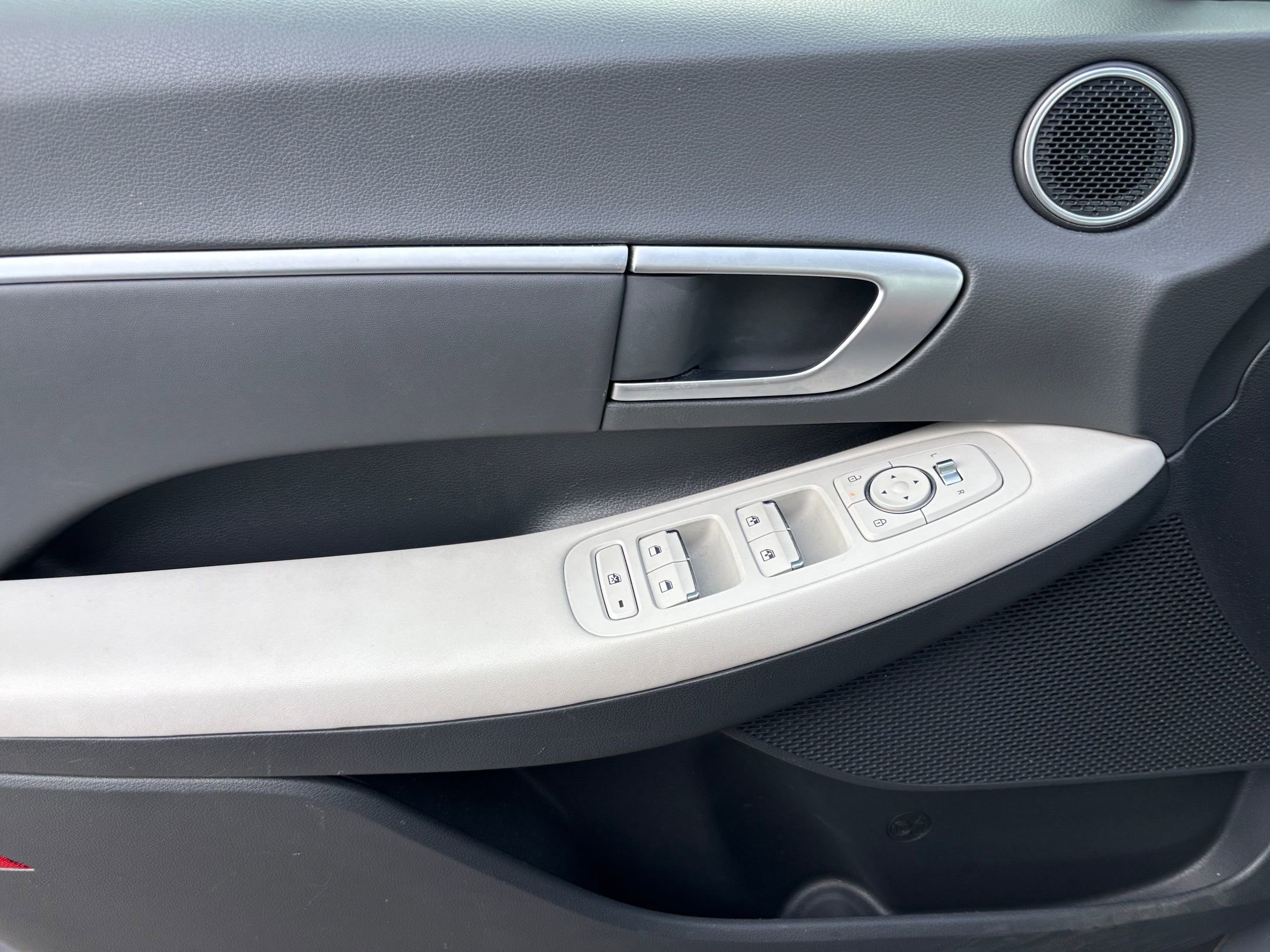 Thumbnail: 2025 Hyundai Sonata - 18