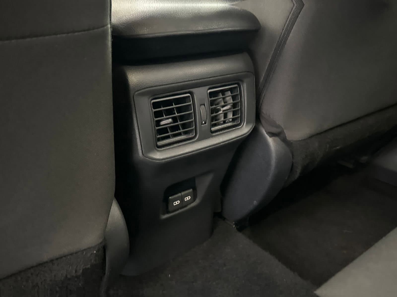 Thumbnail: 2025 Toyota RAV4 - 24