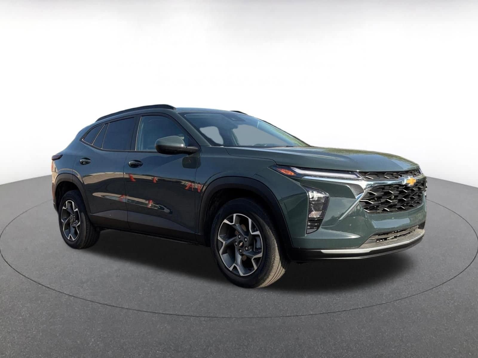 Thumbnail: 2025 Chevrolet Trax - 1