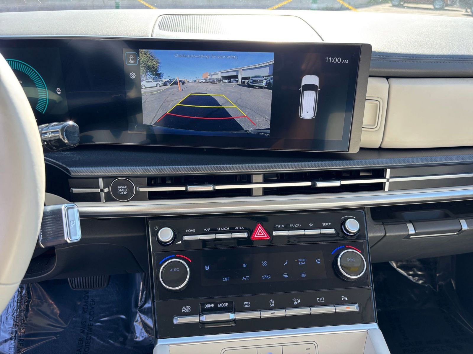 Thumbnail: 2025 Hyundai Santa Fe - 18