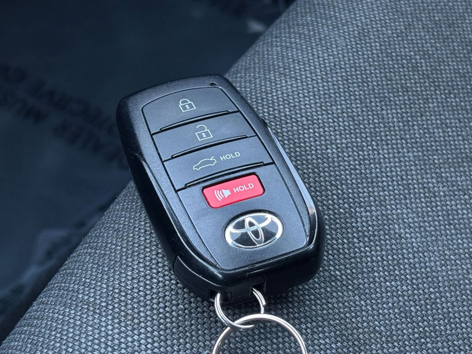 Thumbnail: 2025 Toyota Camry - 21