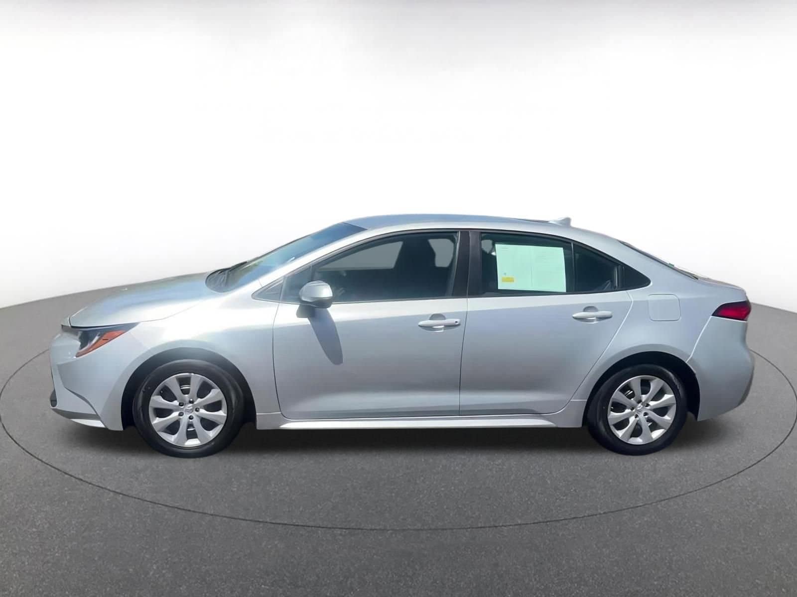 Thumbnail: 2024 Toyota Corolla - 8