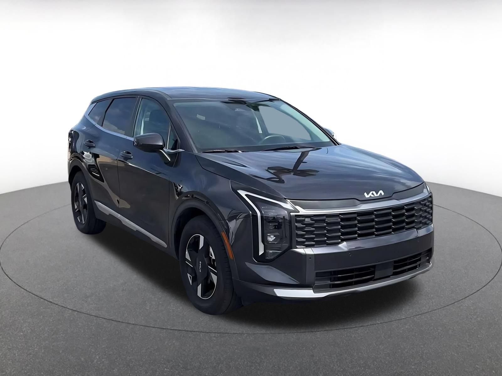 Thumbnail: 2026 Kia Sportage - 3