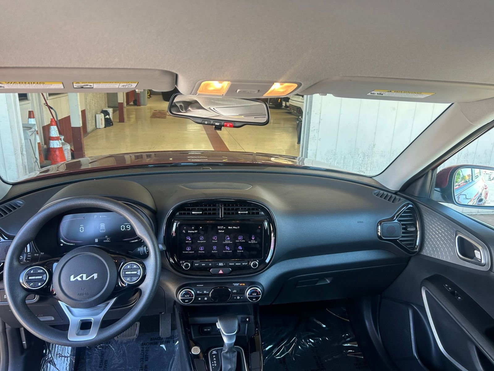 Thumbnail: 2023 Kia Soul - 32