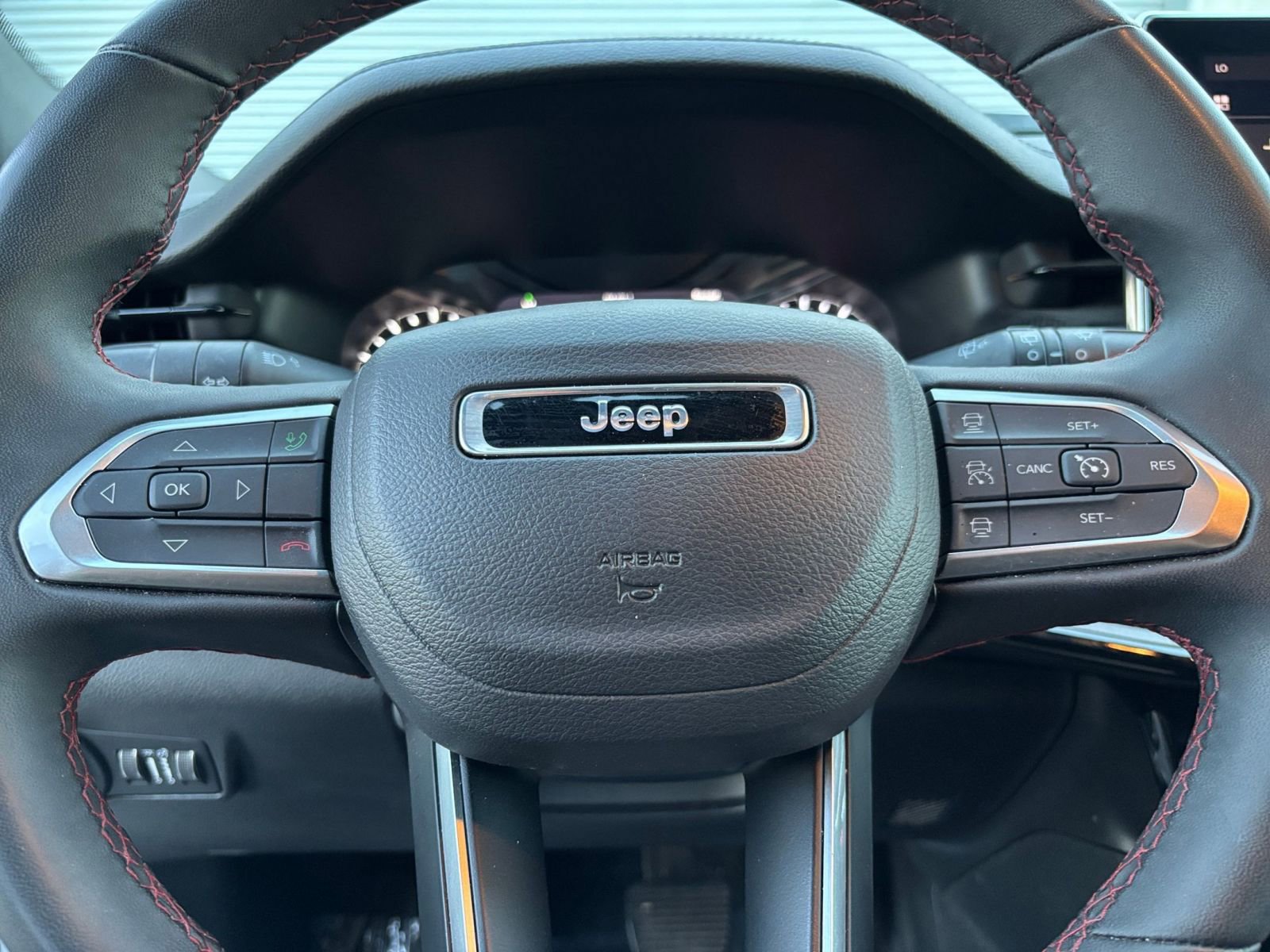 Thumbnail: 2025 Jeep Compass - 27