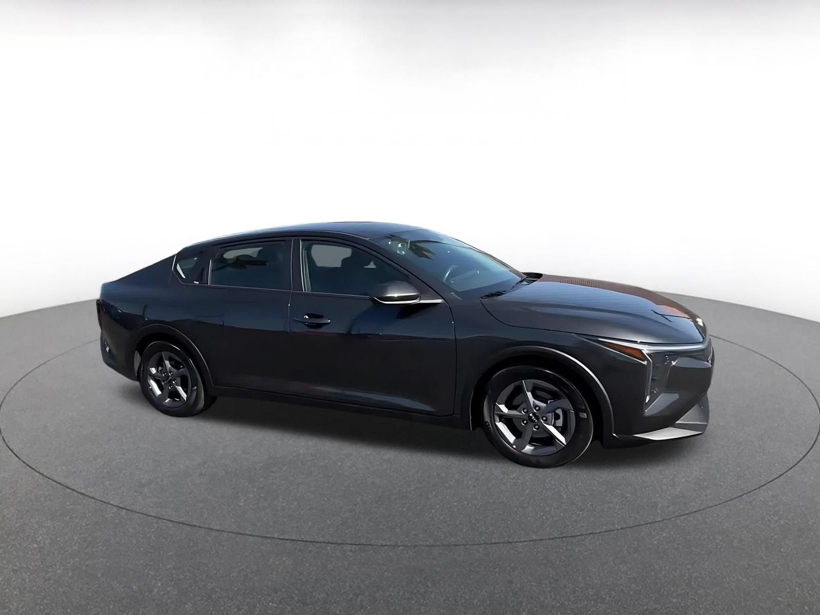 Thumbnail: 2026 Kia K4 - 2