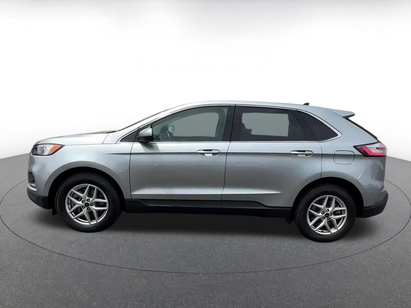 Thumbnail: 2024 Ford Edge - 8