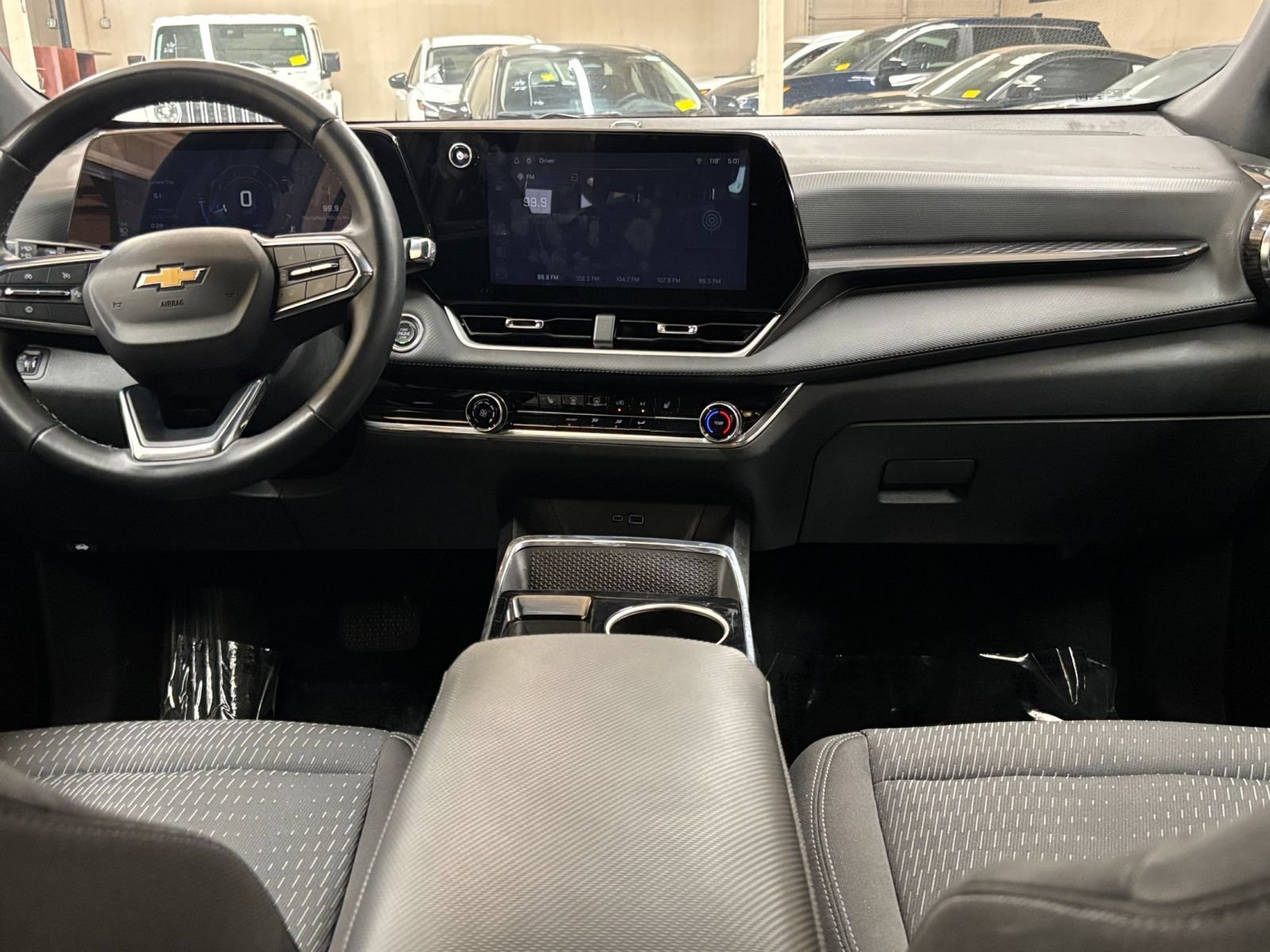 Thumbnail: 2025 Chevrolet Equinox - 33