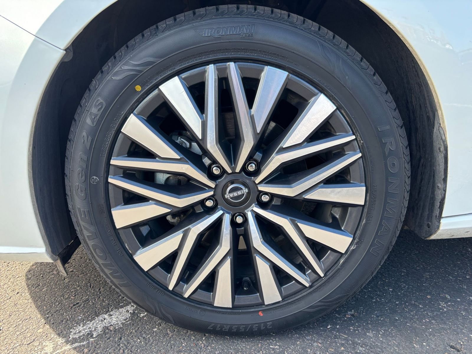 Thumbnail: 2025 Nissan Altima - 30