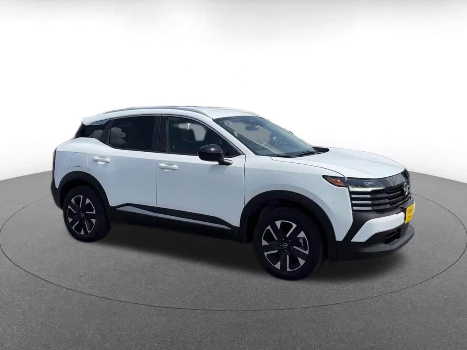 Thumbnail: 2026 Nissan Kicks - 2