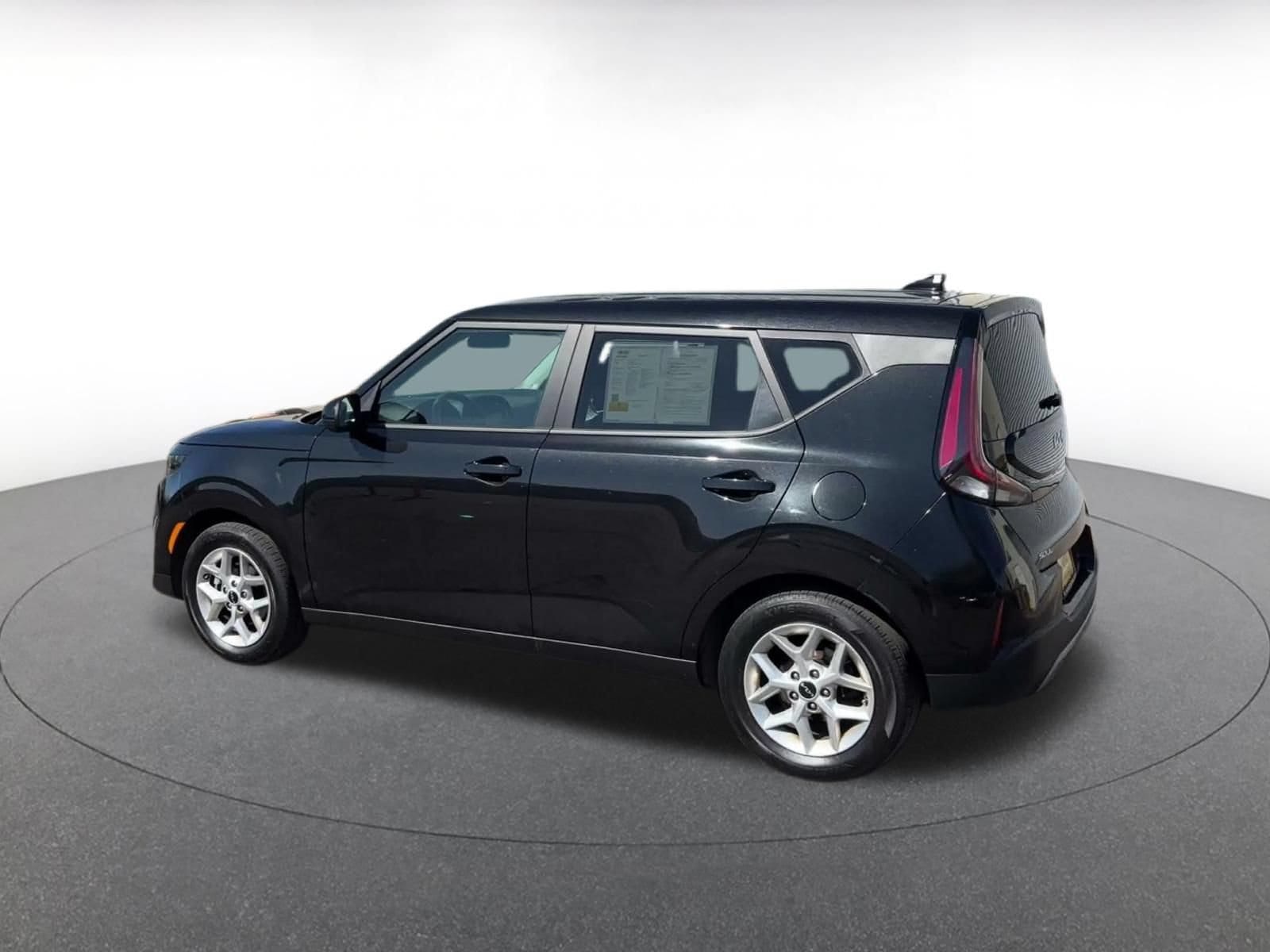 Thumbnail: 2025 Kia Soul - 9