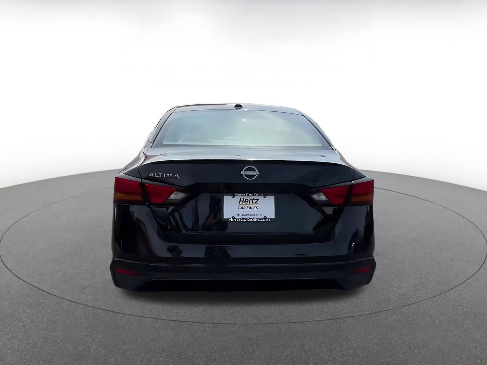 Thumbnail: 2025 Nissan Altima - 12