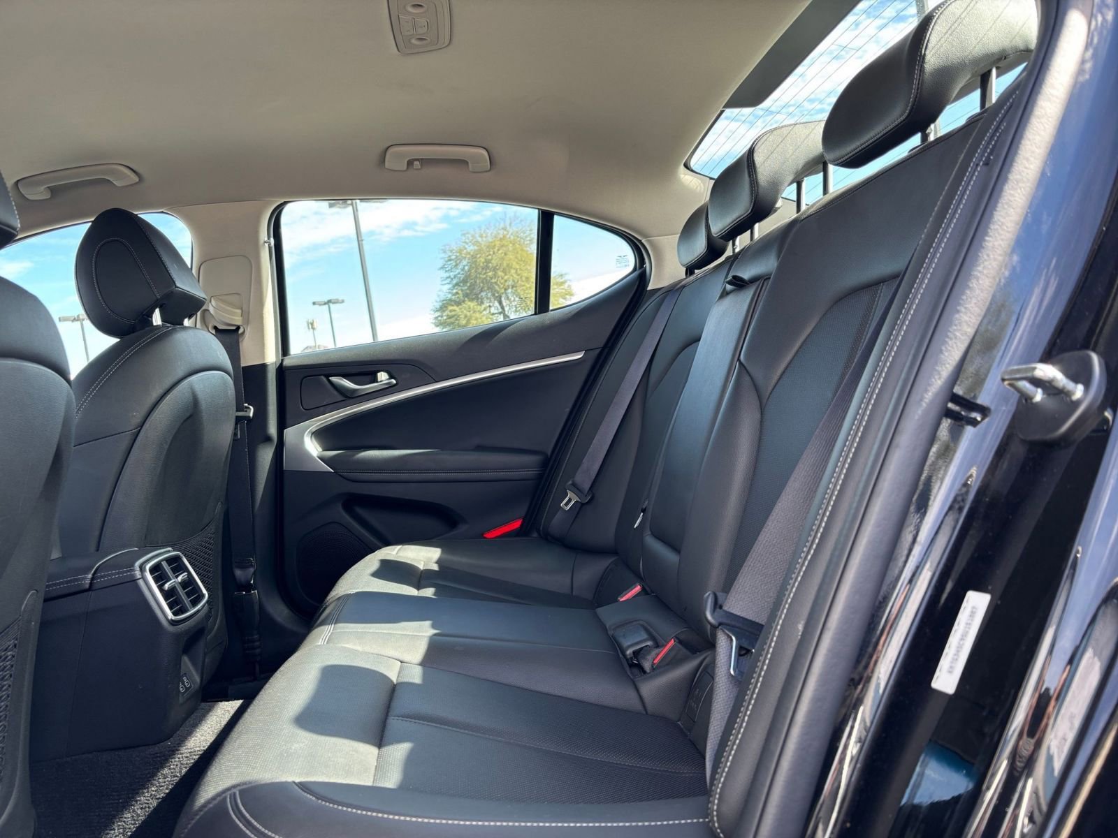 Thumbnail: 2025 Genesis G70 - 28