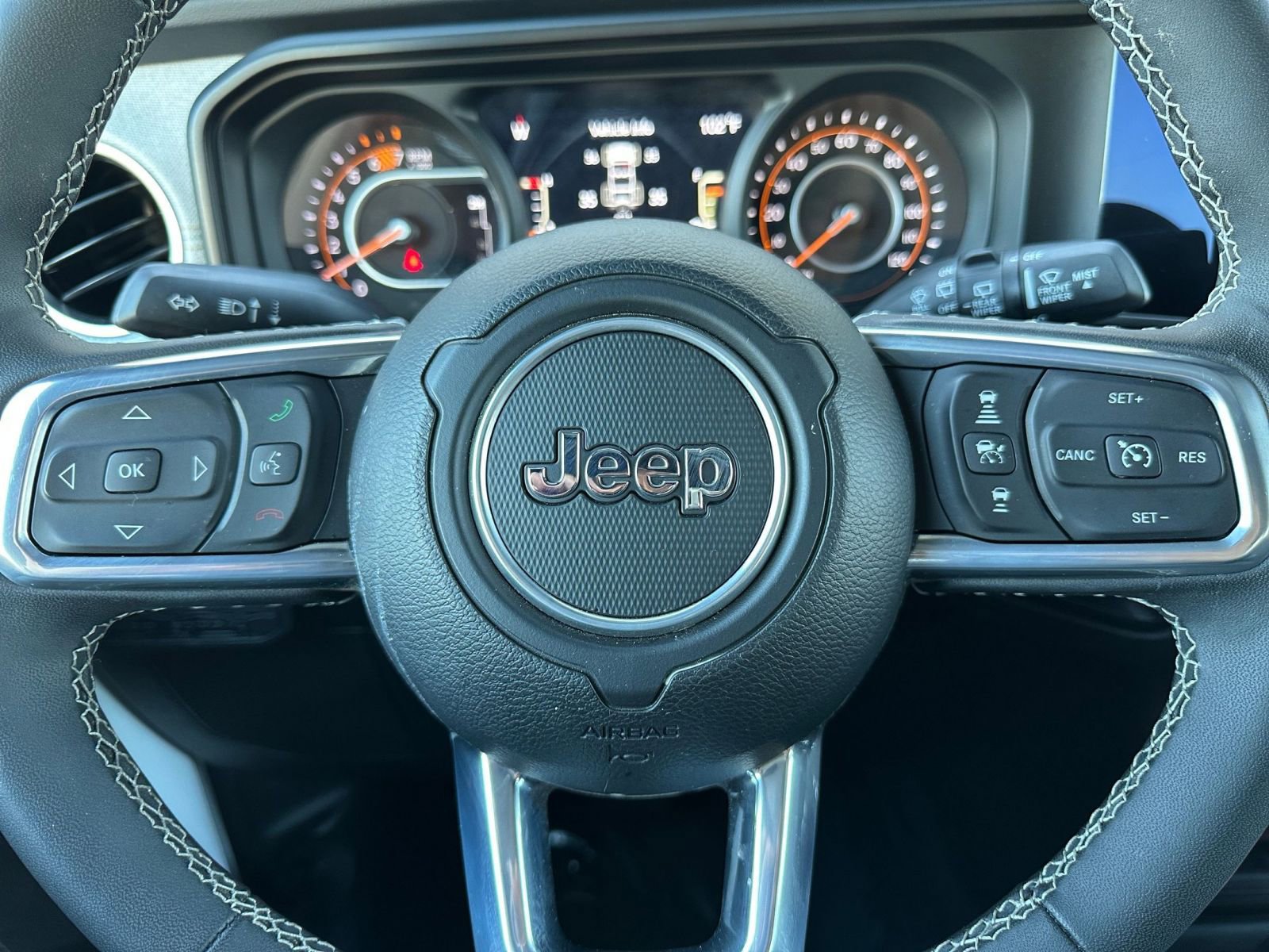 Thumbnail: 2025 Jeep Wrangler - 27