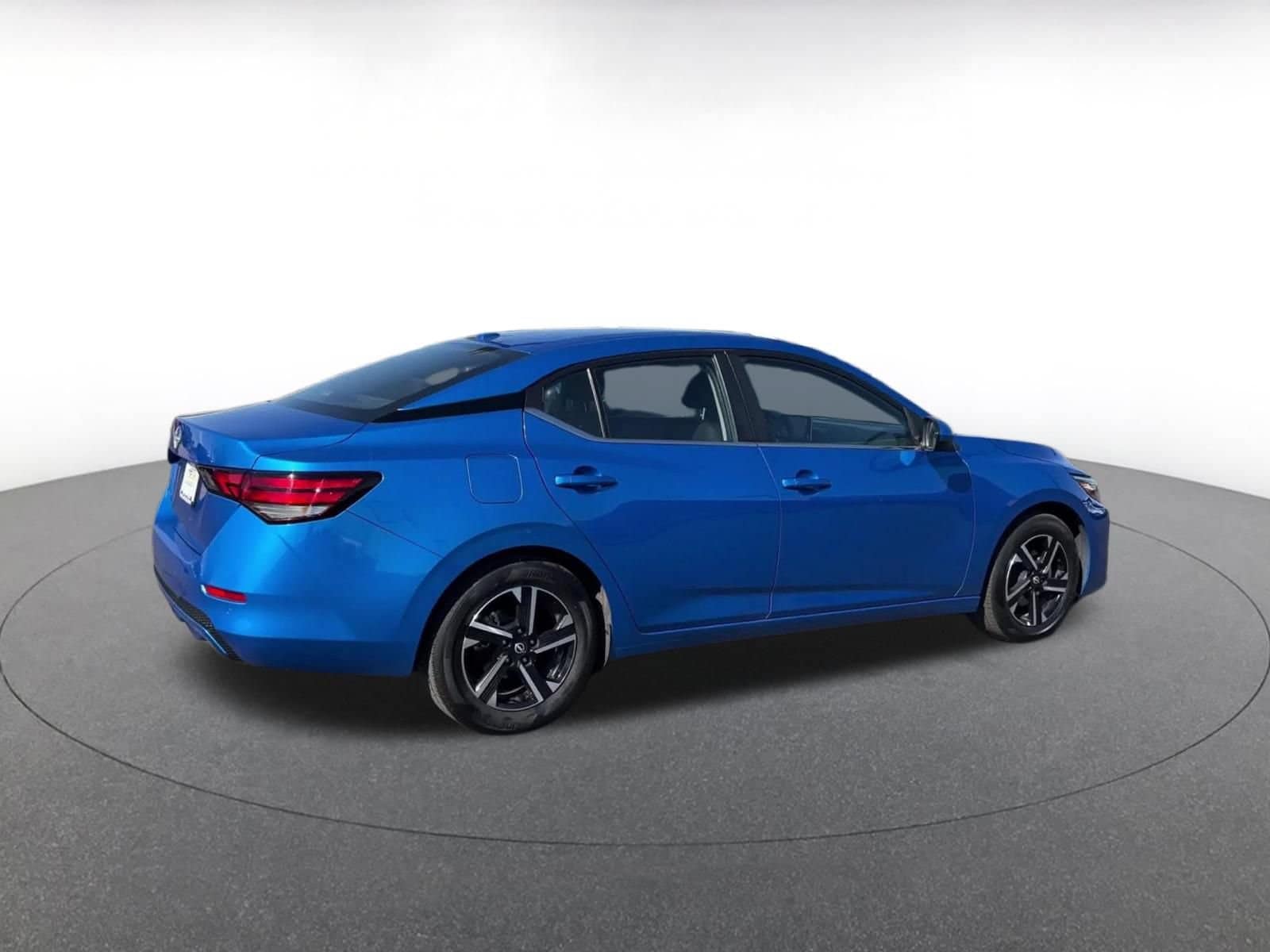 Thumbnail: 2025 Nissan Sentra - 14