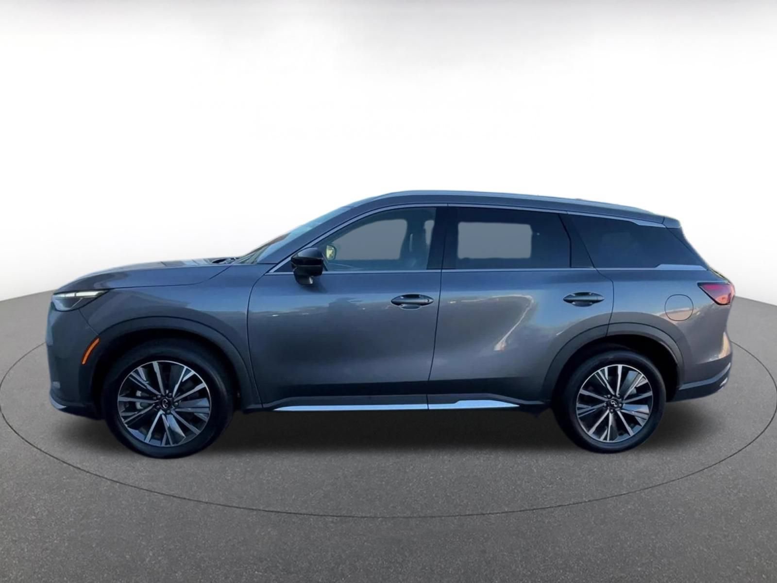 Thumbnail: 2026 INFINITI QX60 - 9
