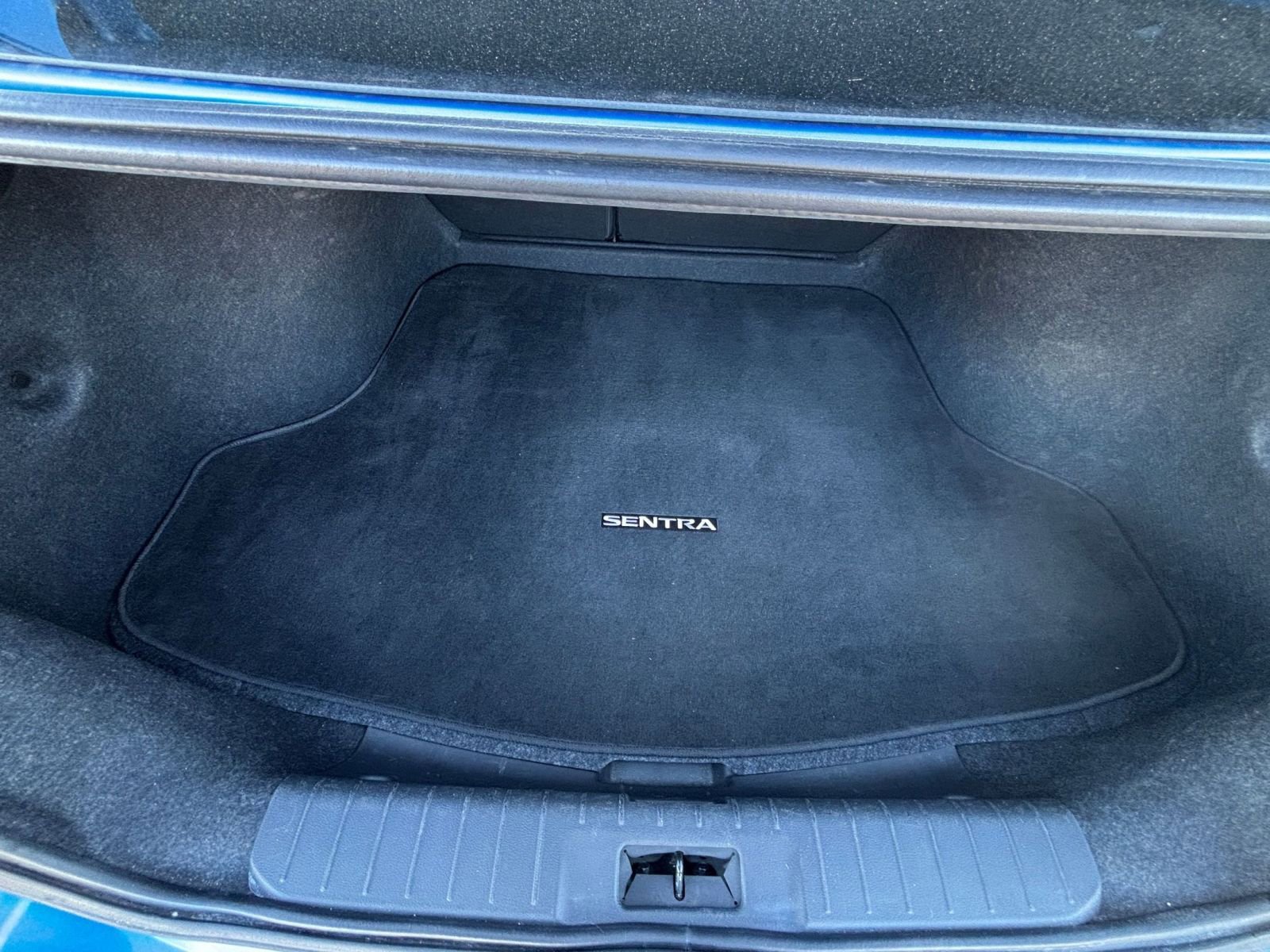 Thumbnail: 2025 Nissan Sentra - 29