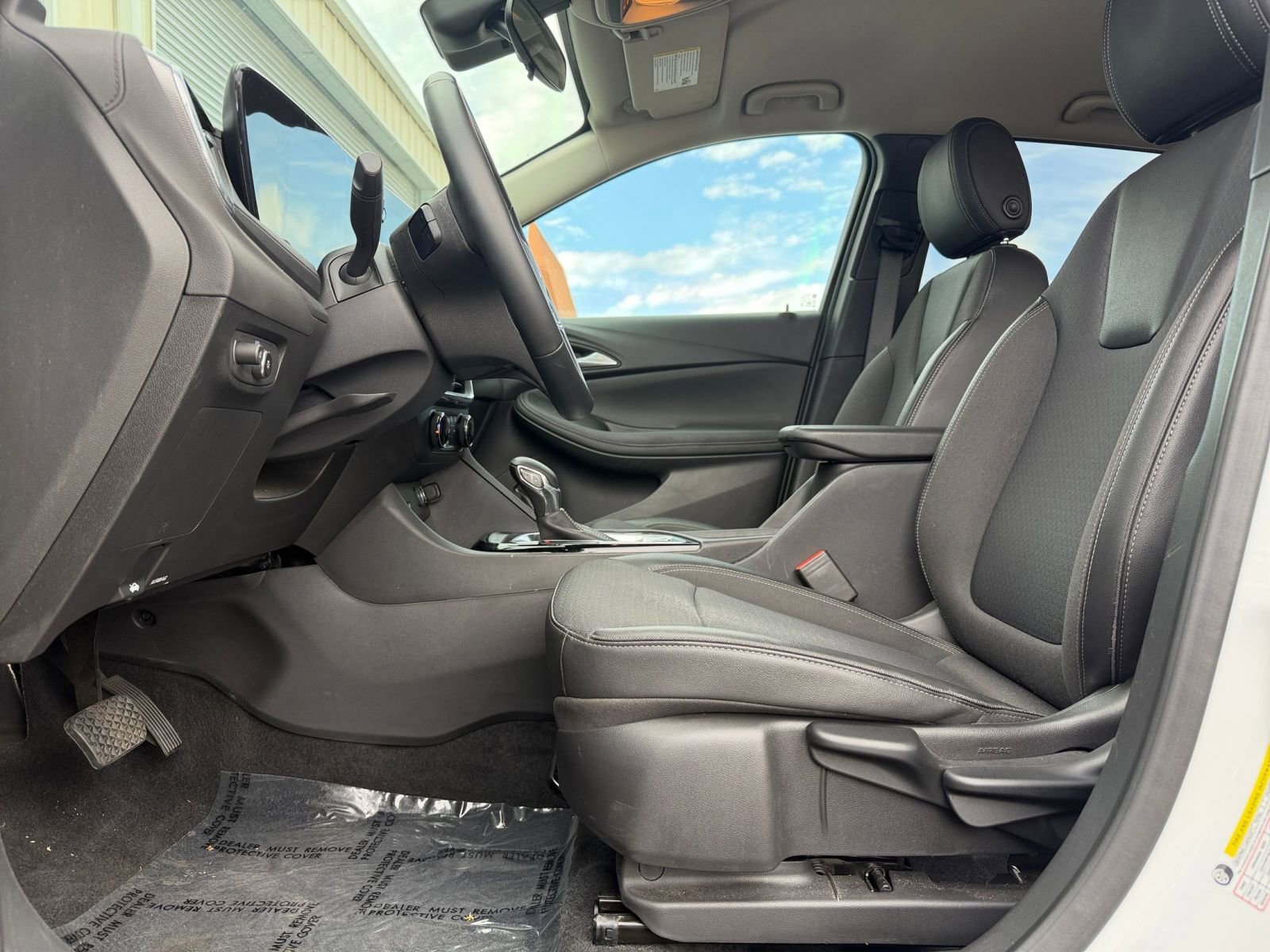 Thumbnail: 2025 Buick Encore GX - 25