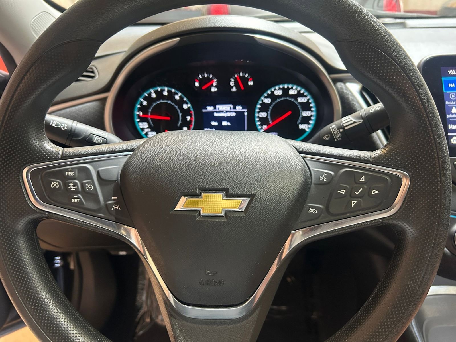 Thumbnail: 2023 Chevrolet Malibu - 28