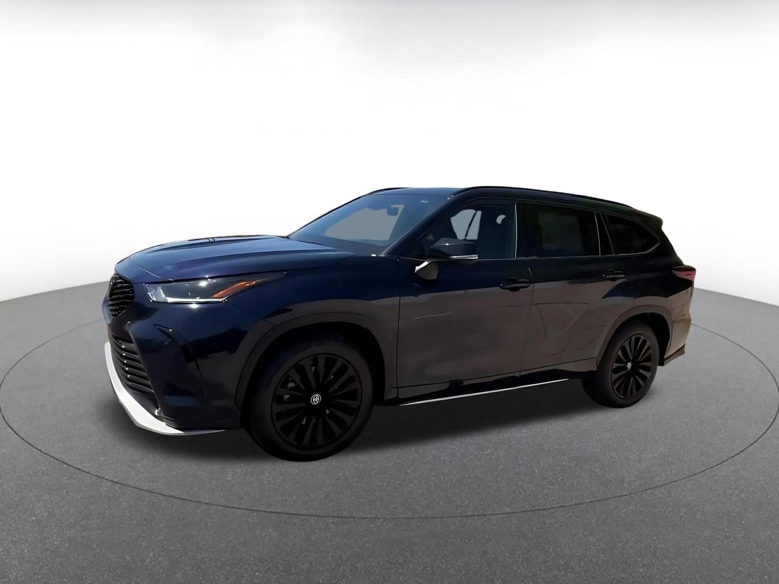 Thumbnail: 2025 Toyota Highlander - 8