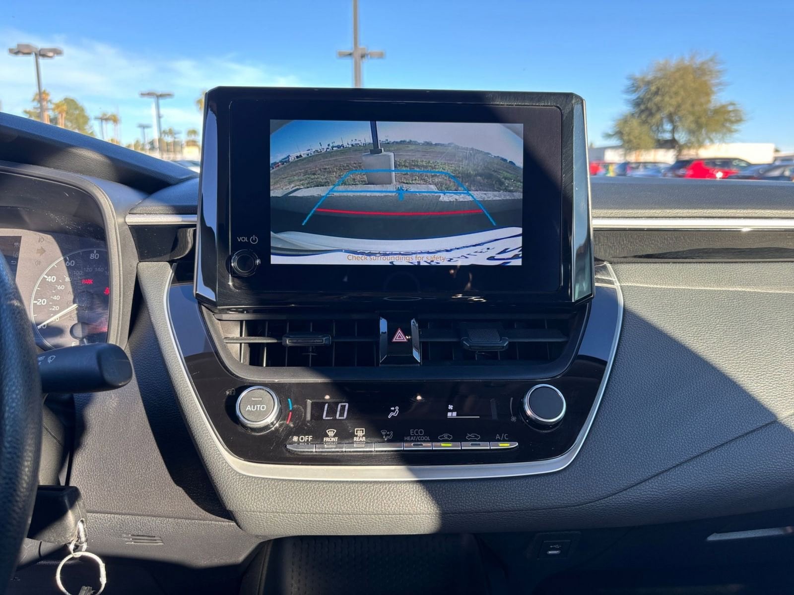 Thumbnail: 2025 Toyota Corolla - 18