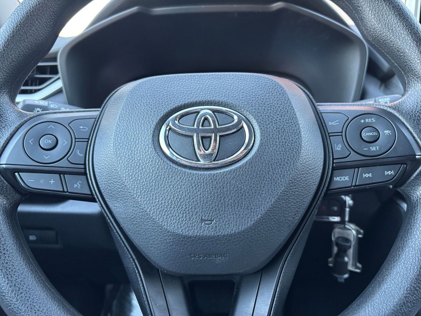 Thumbnail: 2025 Toyota RAV4 - 27