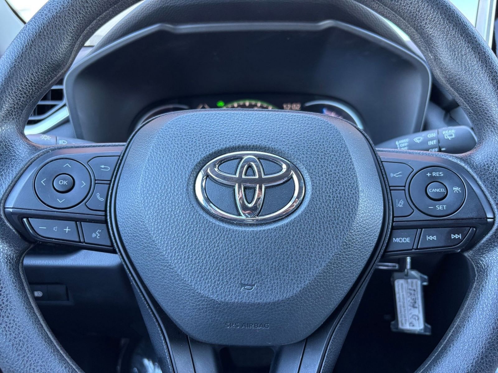 Thumbnail: 2025 Toyota RAV4 - 27