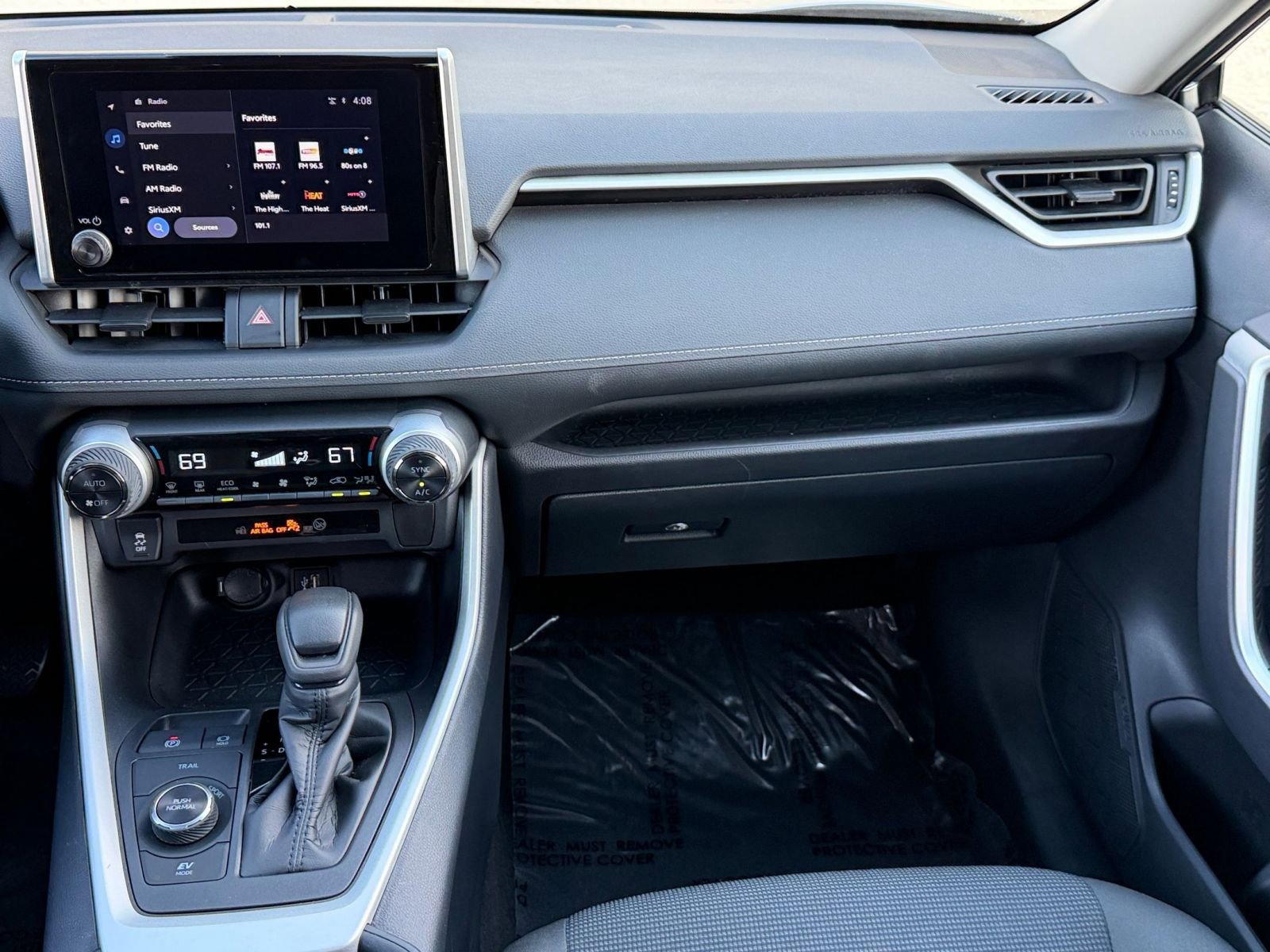 Thumbnail: 2025 Toyota RAV4 - 34