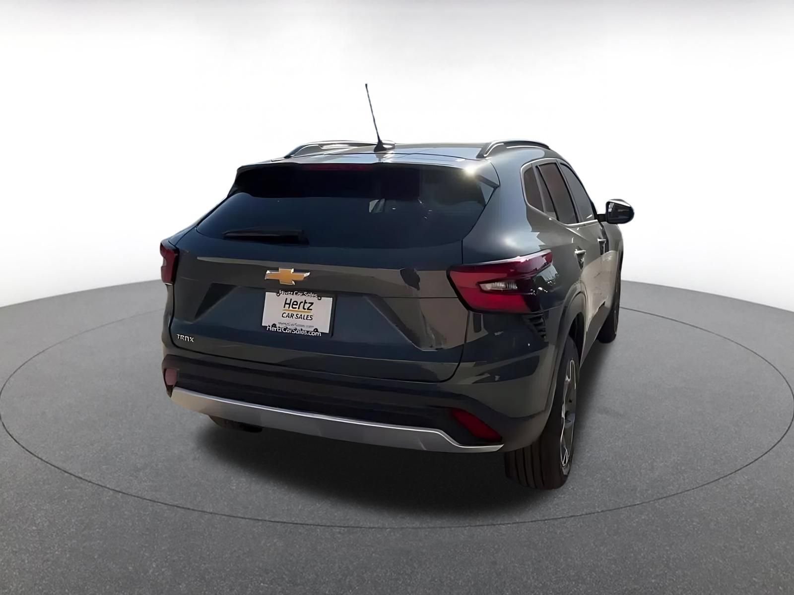 Thumbnail: 2025 Chevrolet Trax - 15
