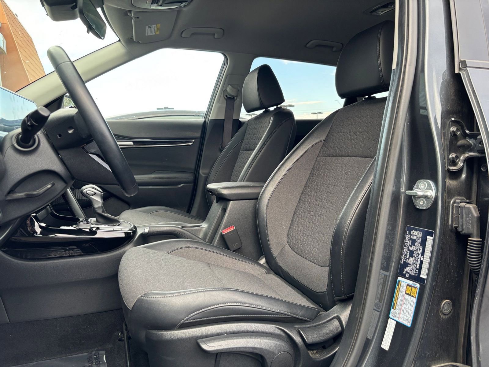 Thumbnail: 2025 Kia Seltos - 27